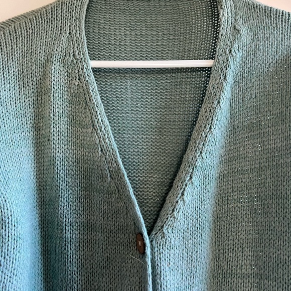 3 button Long Sleeve Sweater - Picture 3 of 10